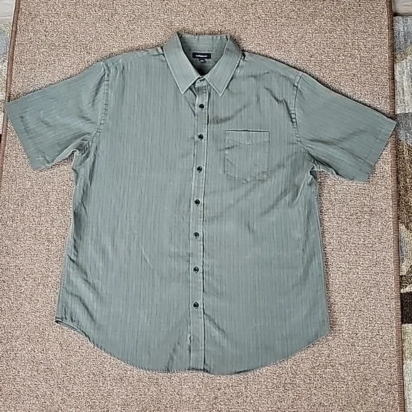 Men's  Button Down Shirt - Picture 2 of 16